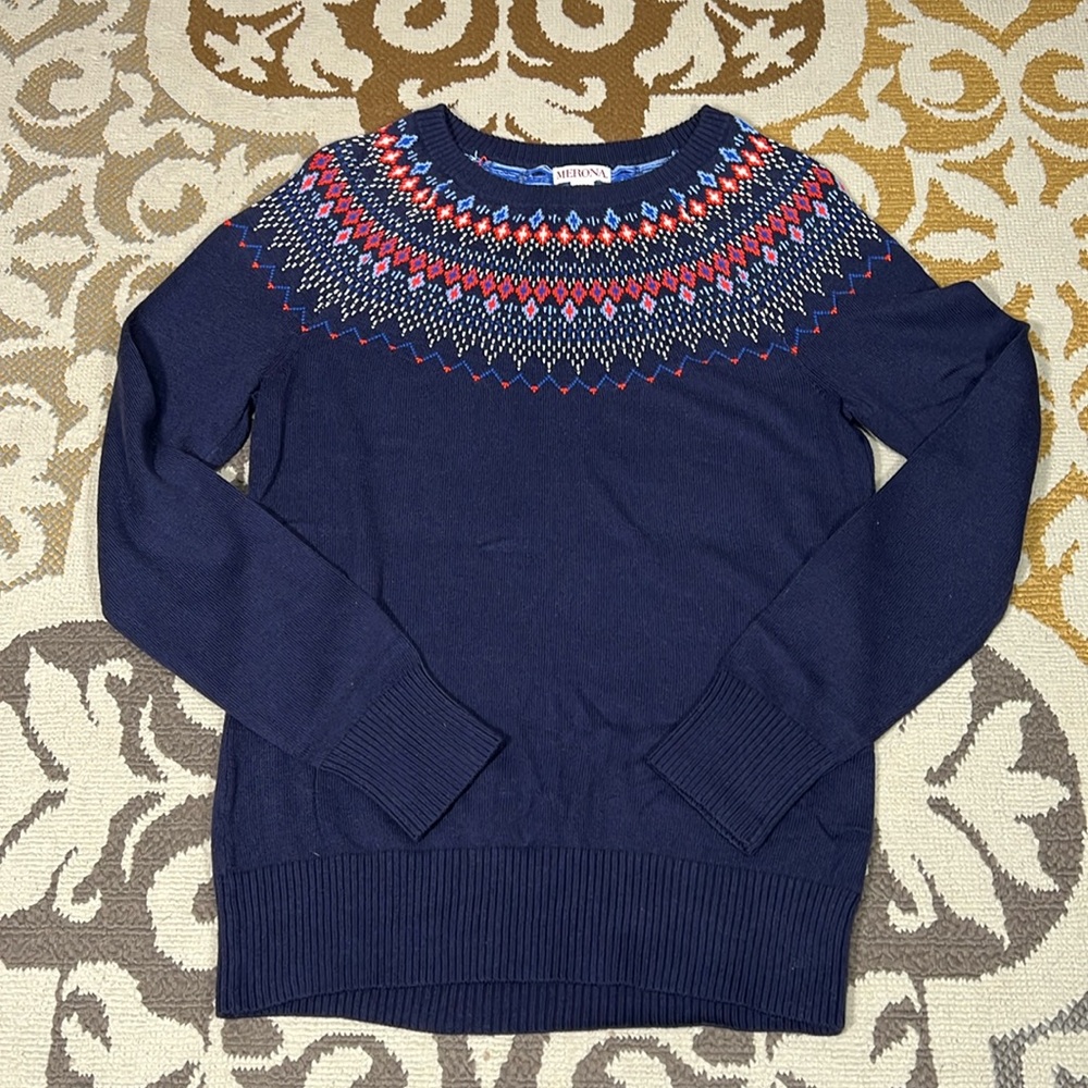 Merona crew neck, lightweight navy blue sweater with collar detail